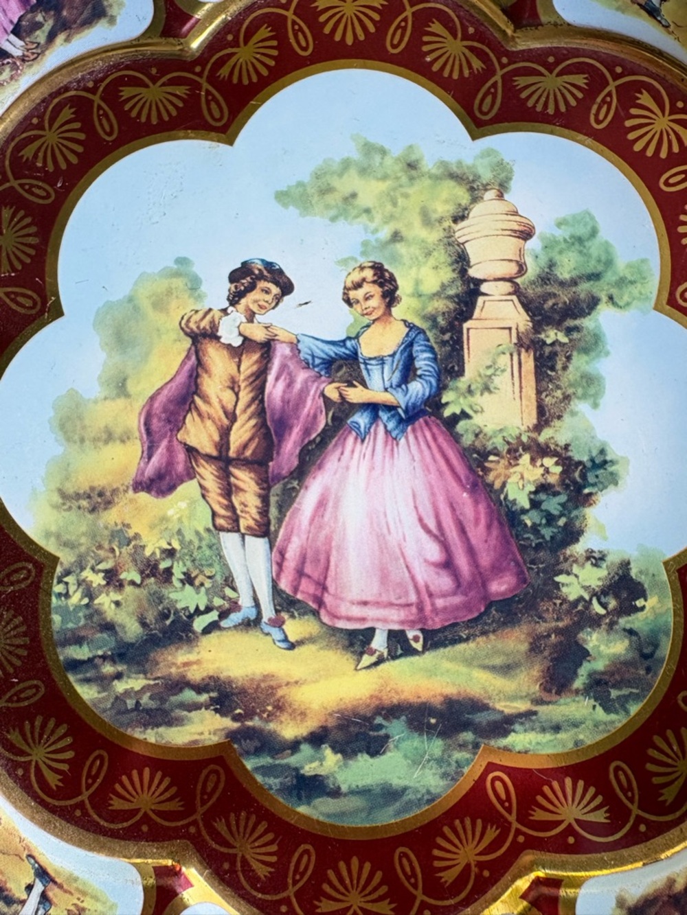 Vintage Daher Decorated Ware Tin Floral Round Tray